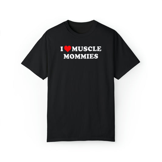 I Heart Muscle Mommies Tee - Black